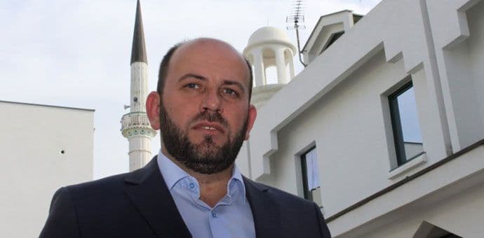 Fejzić pustio bradu i ispunio obećanje dato Erdoganu Fejzić pustio bradu i ispunio obećanje dato Erdoganu