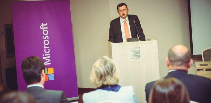 Korišćenje nelegalnog softvera van sfere oporezivanja Korišćenje nelegalnog softvera van sfere oporezivanja