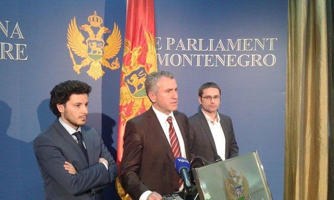 SDP, URA i Demos potpisali sporazum, očekuje se potpis DPS-a SDP, URA i Demos potpisali sporazum, očekuje se potpis DPS-a