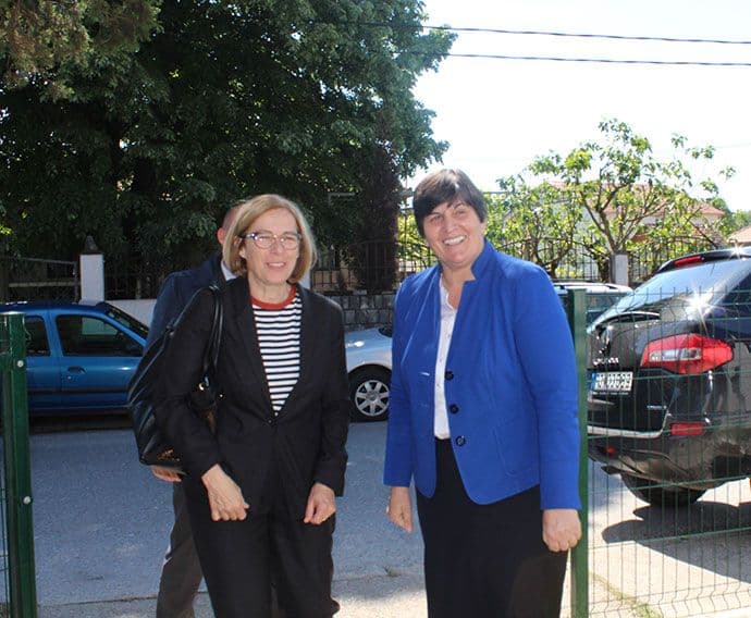 Ministarka Kovačević i Fiona Mekluni u posjeti opštini Danilovgrad Ministarka Kovačević i Fiona Mekluni u posjeti opštini Danilovgrad