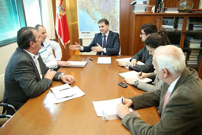 Obezbijeđen novac za isplatu zaostalih plata bivšim radnicima mljekare „Nika“ Obezbijeđen novac za isplatu zaostalih plata bivšim radnicima mljekare „Nika“