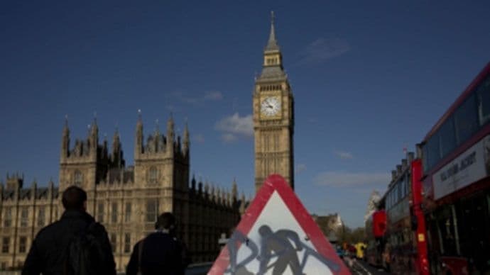 Djevojčica ponudila da viče Bong! dok se Big Ben bude popravljao Djevojčica ponudila da viče Bong! dok se Big Ben bude popravljao