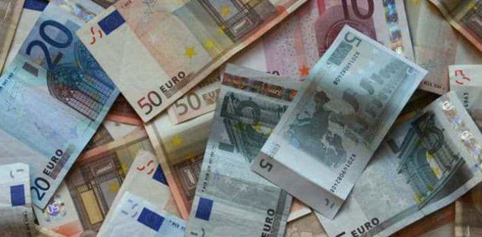 Sjutra isplata staračkih naknada za april Sjutra isplata staračkih naknada za april