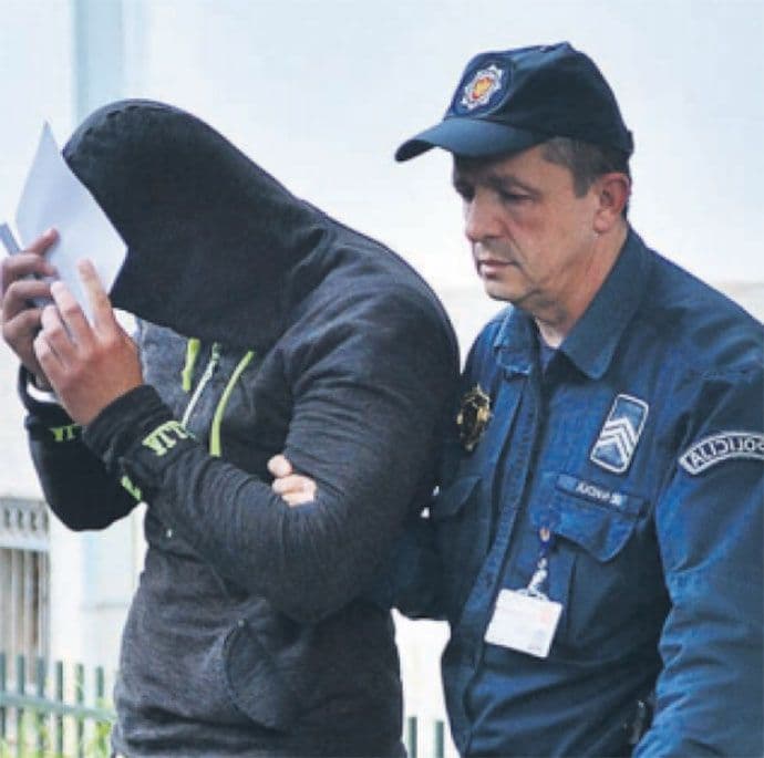 Podgorica: Učenicu zaključao u podrumu, pa je mučio? Podgorica: Učenicu zaključao u podrumu, pa je mučio?