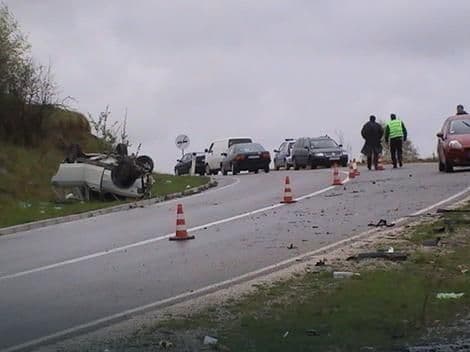 Bivši bokser u trenutku ostao bez majke, supruge i kćerke Bivši bokser u trenutku ostao bez majke, supruge i kćerke