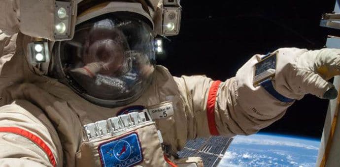 Zašto ruski kosmonauti idu u svemir naoružani? Zašto ruski kosmonauti idu u svemir naoružani?