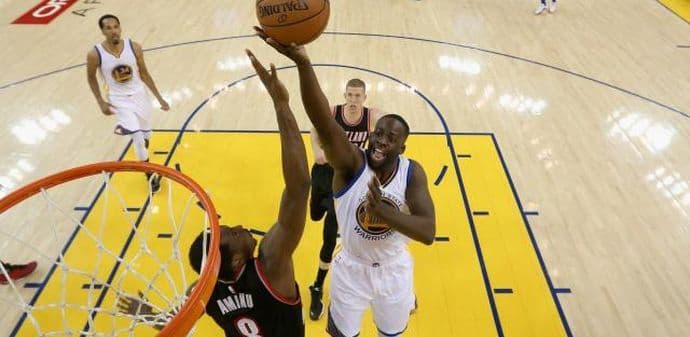 NBA: Voriorsi na 2:0, brejk Majamija NBA: Voriorsi na 2:0, brejk Majamija