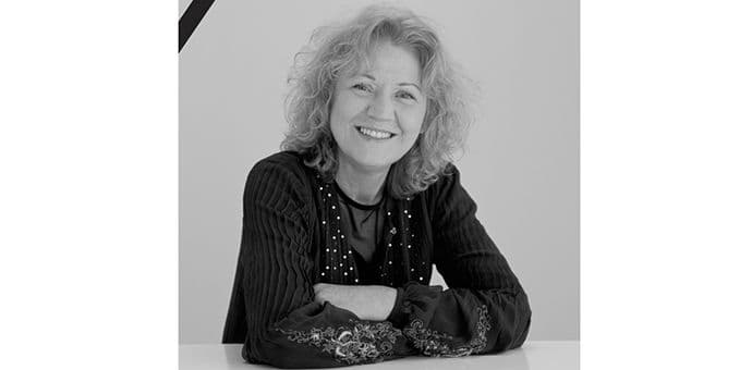 Jadranka Stojaković: Umjetnica anđeoskoga glasa i žena lavljeg srca Jadranka Stojaković: Umjetnica anđeoskoga glasa i žena lavljeg srca