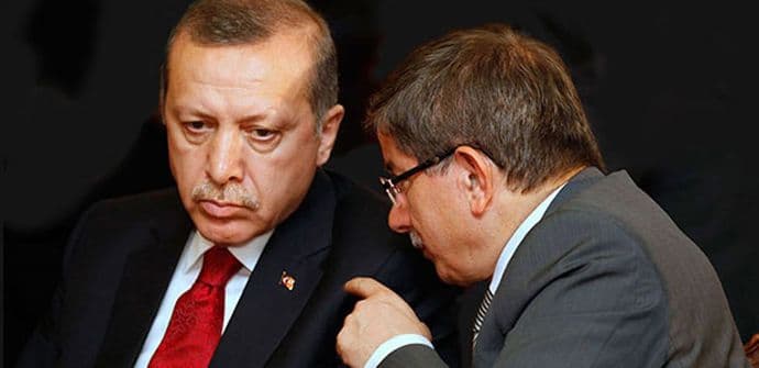 Tenzije u Ankari: Davutoglu daje ostavku zbog Erdogana? Tenzije u Ankari: Davutoglu daje ostavku zbog Erdogana?