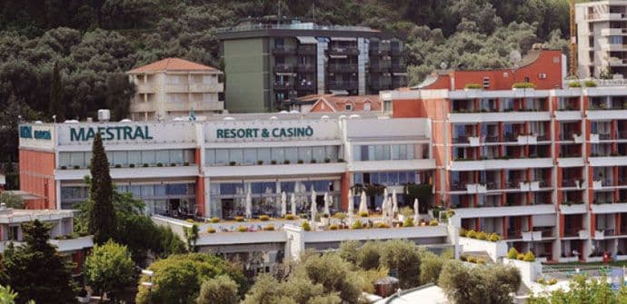 Hotel ,,Maestral“ pred blokadom Hotel ,,Maestral“ pred blokadom