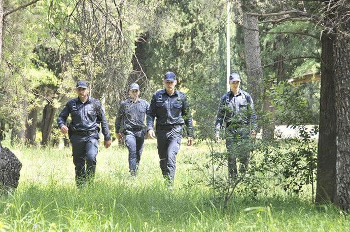 Četvrti dan potrage za Ognjenom: Dolaze ronioci iz Bijele, građani od devet u akciji Četvrti dan potrage za Ognjenom: Dolaze ronioci iz Bijele, građani od devet u akciji