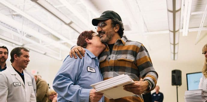 Šef svih šefova: Radnicima poklonio po 150.000 dolara Šef svih šefova: Radnicima poklonio po 150.000 dolara