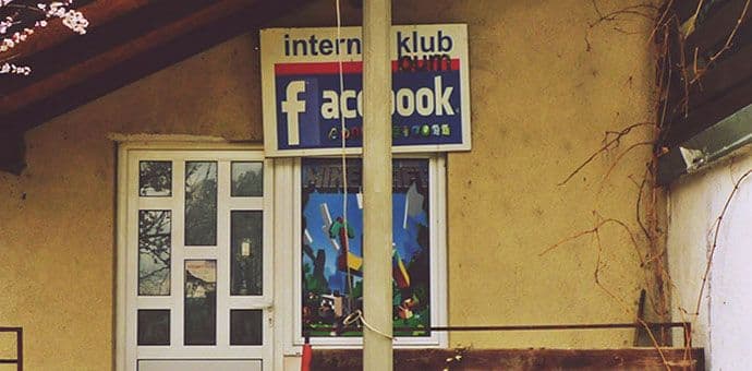 Čvrsta ruka Fejsbuka Čvrsta ruka Fejsbuka