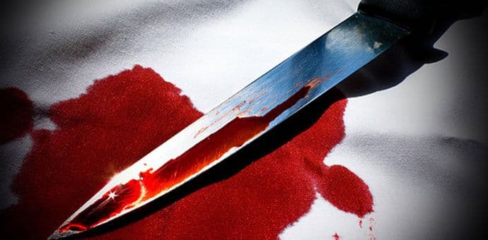 Mužu zarila nož u srce dok je spavao pored bebe! Mužu zarila nož u srce dok je spavao pored bebe!