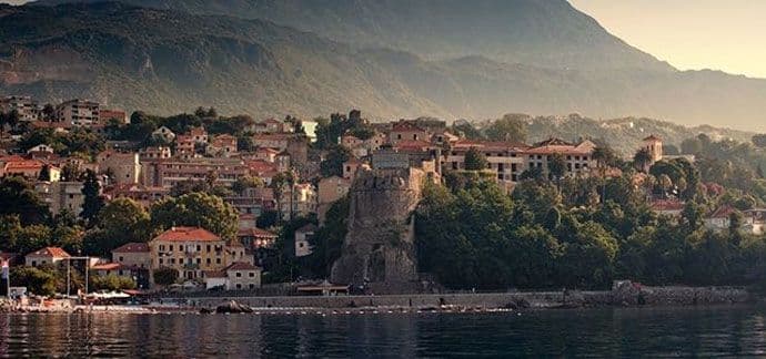 Opet 20-očasovne restrikcije vode u Novom Opet 20-očasovne restrikcije vode u Novom