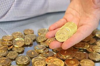 Bitkoin na rekordnih 9.687 dolara