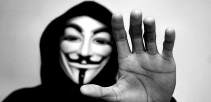 Anonimusi privremeno oborili stari sajt CBCG Anonimusi privremeno oborili stari sajt CBCG