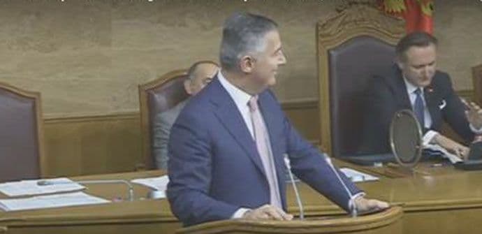 Đukanović tražio nastavak sjednice ako Krivokapić obezbijedi uslove za rad Đukanović tražio nastavak sjednice ako Krivokapić obezbijedi uslove za rad