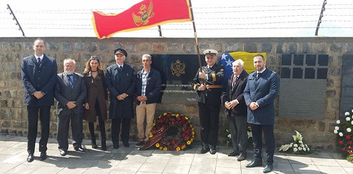 U logoru Mathauzen otkrivena spomen-ploča crnogorskim logorašima U logoru Mathauzen otkrivena spomen-ploča crnogorskim logorašima