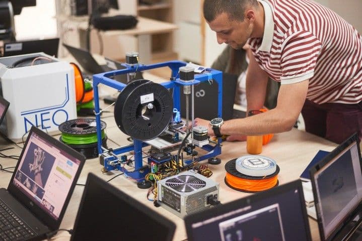 Laboratorije za dizajn proizvoda na UDG otvara vrata kompanijama Laboratorije za dizajn proizvoda na UDG otvara vrata kompanijama