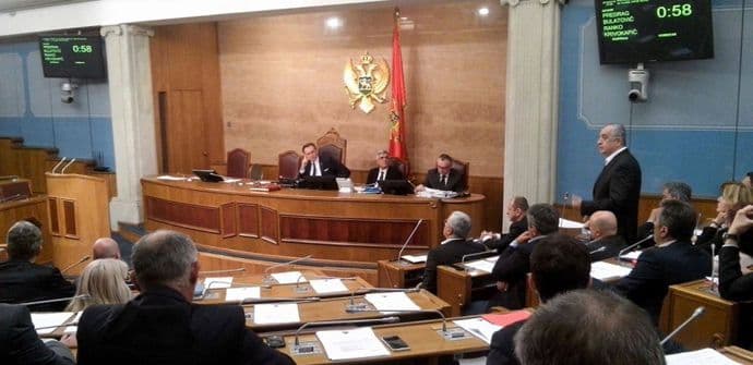 Nastavak sjednice Skupštine sjutra u podne Nastavak sjednice Skupštine sjutra u podne