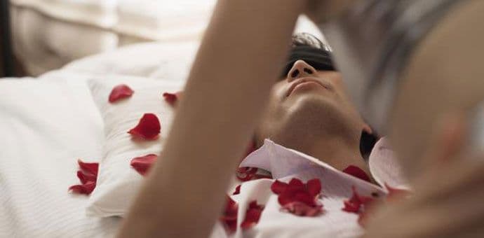 Seks rulet žurke: Umesto metka, jedan sa HIV-om Seks rulet žurke: Umesto metka, jedan sa HIV-om