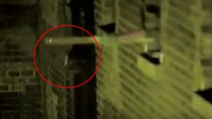 Video: Kako se krijumčari droga u najčuvenijem zatvoru u Evropi Video: Kako se krijumčari droga u najčuvenijem zatvoru u Evropi