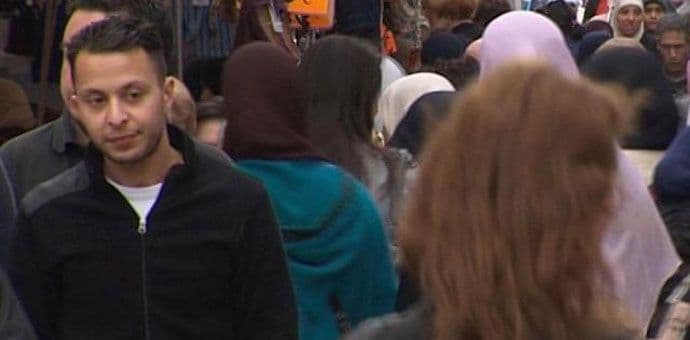 Vlasti ignorisale fotografiju Abdeslama sa zastavom ID Vlasti ignorisale fotografiju Abdeslama sa zastavom ID