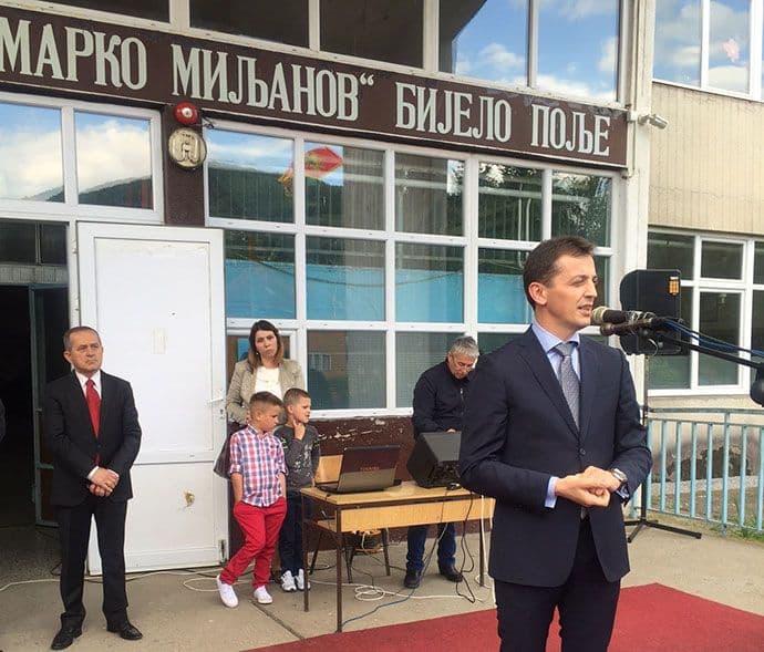 Bošković obišao OŠ "Marko Miljanov" u Bijelom Polju Bošković obišao OŠ "Marko Miljanov" u Bijelom Polju