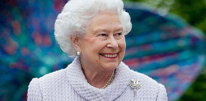 Kraljica odobrila brak princa Harija i Megan Markl Kraljica odobrila brak princa Harija i Megan Markl