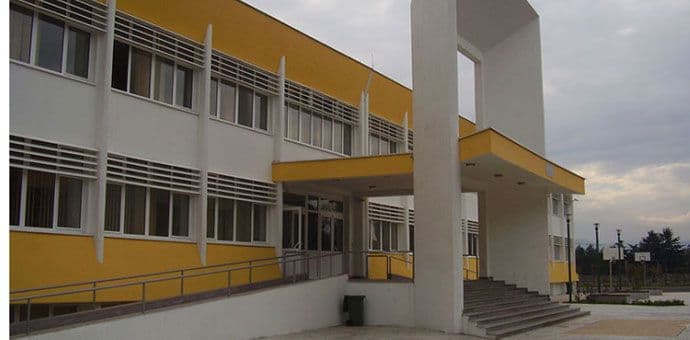 Upis u prvi razred srednje škole od 13. juna Upis u prvi razred srednje škole od 13. juna