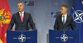 Đukanović: Prelaznom vladom da smanjimo tenzije Đukanović: Prelaznom vladom da smanjimo tenzije