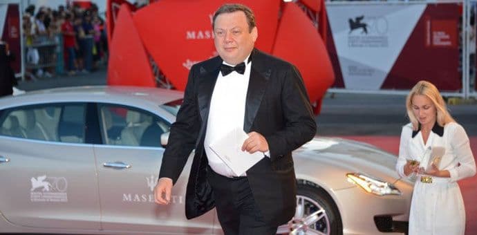 Rus poklanja bogatstvo, ne želi da pokvari djecu Rus poklanja bogatstvo, ne želi da pokvari djecu