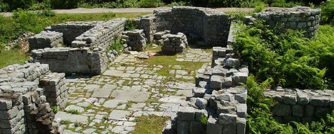 Branislav Borozan: ARHEOLOŠKA ETIDA – POVODOM 22. MAJA – ARHEOLOGIJA JEDNE LJUBAVI   1. Branislav Borozan: ARHEOLOŠKA ETIDA – POVODOM 22. MAJA – ARHEOLOGIJA JEDNE LJUBAVI   1.