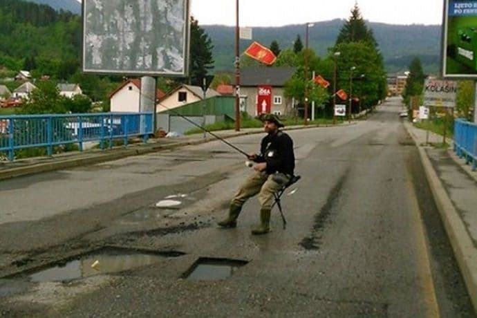 U Kolašinu se peca na asfaltu U Kolašinu se peca na asfaltu