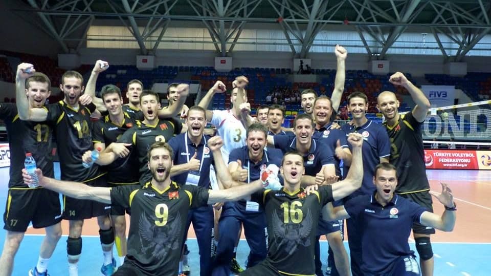 Odbojkaši sa Njemačkom, Španijom i Švajcarskom! Odbojkaši sa Njemačkom, Španijom i Švajcarskom!