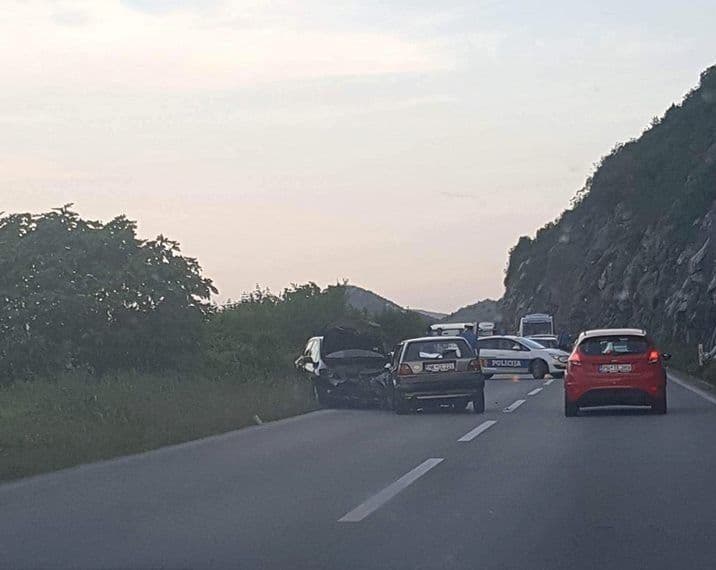 Udes na putu Nikšić-Podgorica Udes na putu Nikšić-Podgorica