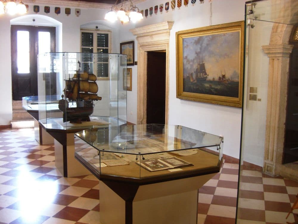 Pomorski muzej - Kotor Pomorski muzej - Kotor