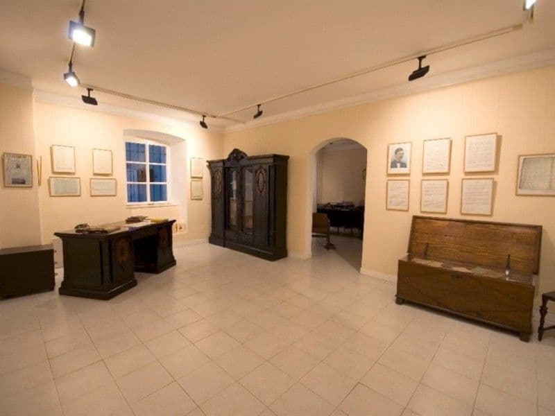 Spomen dom "Stjepan Mitrov Ljubiša" - Budva Spomen dom "Stjepan Mitrov Ljubiša" - Budva