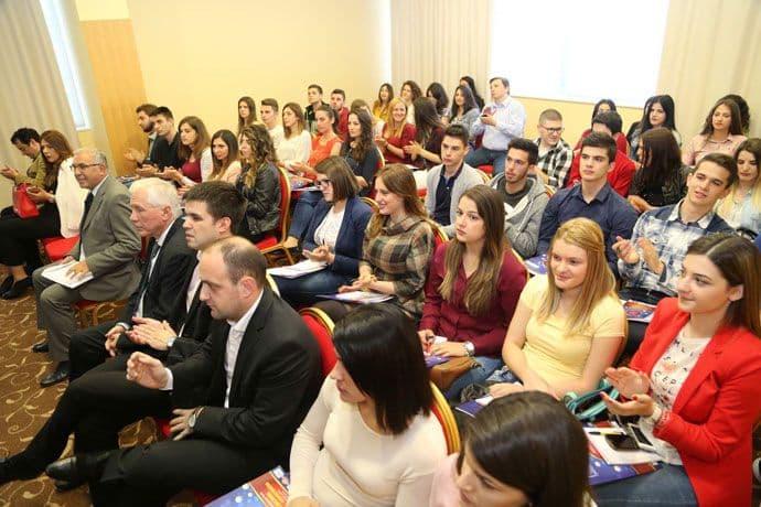 Bar: Otvorena Škola prava Evropske unije Bar: Otvorena Škola prava Evropske unije