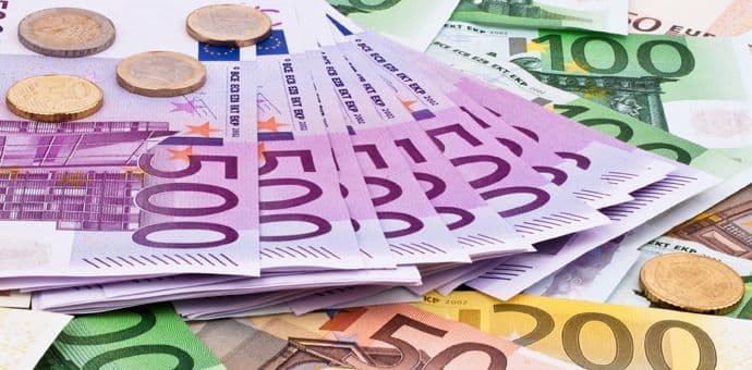 Za dva mjeseca iz inostranstva poslato 62,3 miliona eura Za dva mjeseca iz inostranstva poslato 62,3 miliona eura