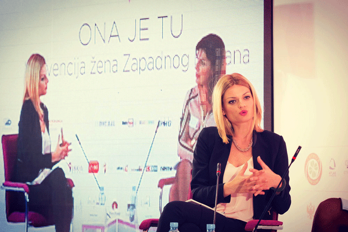 TASIĆ: Žena na Balkanu mora da izađe iz uloge žrtve TASIĆ: Žena na Balkanu mora da izađe iz uloge žrtve