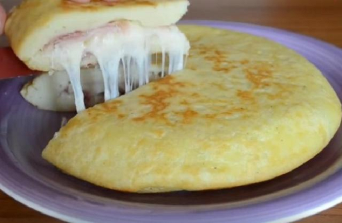 Porodični ručak gotov za pet minuta: Pita koja je zaludjela svijet Porodični ručak gotov za pet minuta: Pita koja je zaludjela svijet