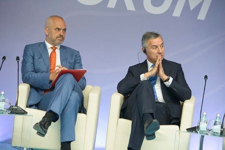 Đukanović u Tirani na skupu NATO-a Đukanović u Tirani na skupu NATO-a