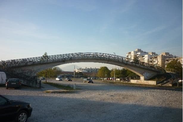 Najavljen protest roditelja sa Zabjela: Traže bezbjedan prilaz školi Najavljen protest roditelja sa Zabjela: Traže bezbjedan prilaz školi