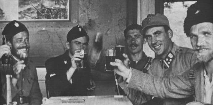 Srbi i Hrvati zajedno u odbrani fašizma Srbi i Hrvati zajedno u odbrani fašizma