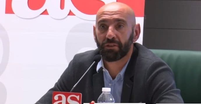 Šok i nevjerica u Sevilji: Poslije 15 godina odlazi Kralj transfera! Šok i nevjerica u Sevilji: Poslije 15 godina odlazi Kralj transfera!