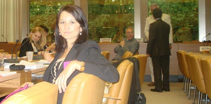 RAZOTKRIVANJE - Radica ZEKOVIĆ NIKOLIĆ: Malo mi je jedan život RAZOTKRIVANJE - Radica ZEKOVIĆ NIKOLIĆ: Malo mi je jedan život