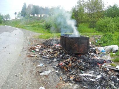 Demokrate: Divlje deponije i devastirana korita rijeka naša svakodnevica Demokrate: Divlje deponije i devastirana korita rijeka naša svakodnevica