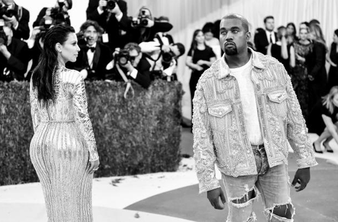 Saudijski princ nudi 10 miliona dolara reperu za noć sa njegovom suprugom Saudijski princ nudi 10 miliona dolara reperu za noć sa njegovom suprugom